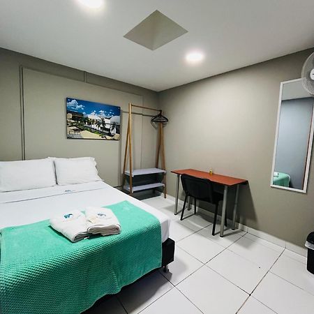 Poblado Park Guest House Medellin Ngoại thất bức ảnh