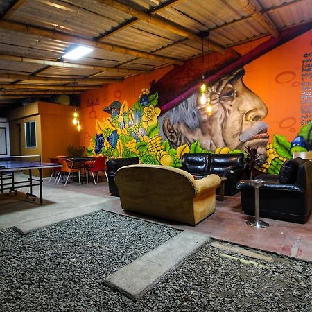 Poblado Park Guest House Medellin Ngoại thất bức ảnh
