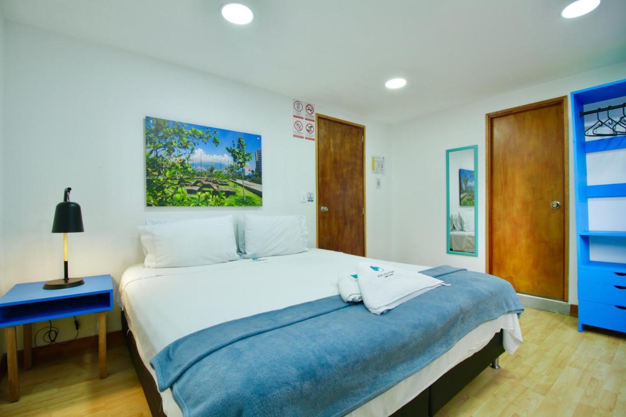 Poblado Park Guest House Medellin Ngoại thất bức ảnh
