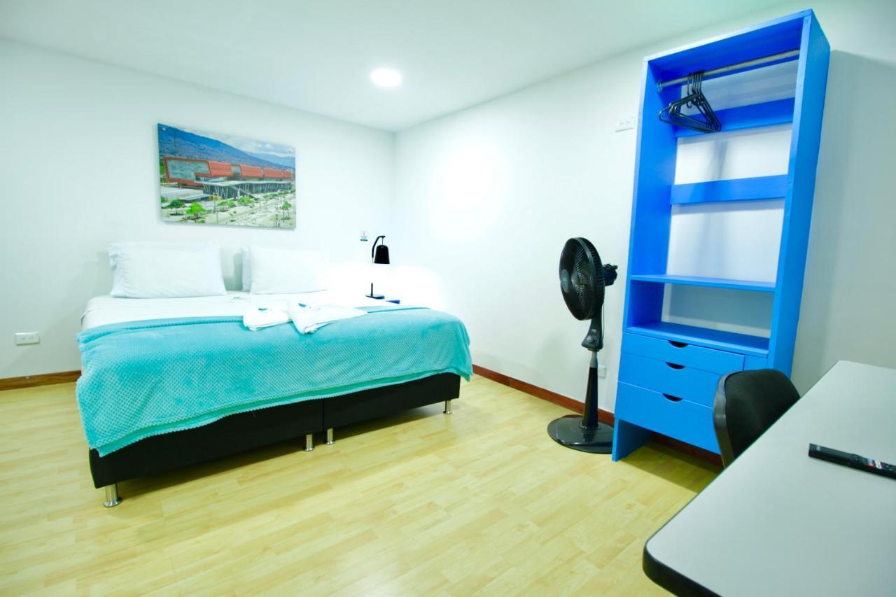 Poblado Park Guest House Medellin Ngoại thất bức ảnh