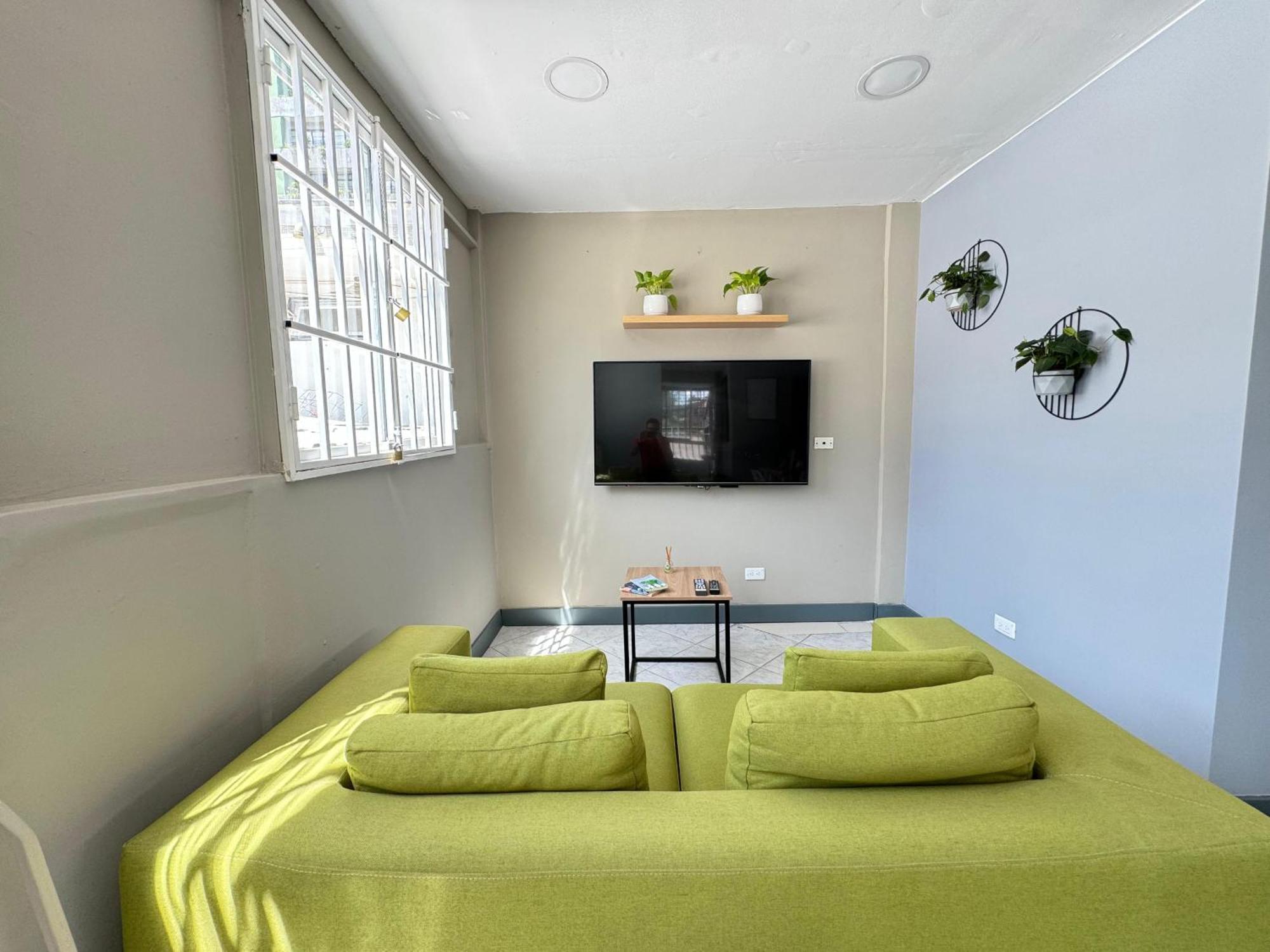 Poblado Park Guest House Medellin Ngoại thất bức ảnh
