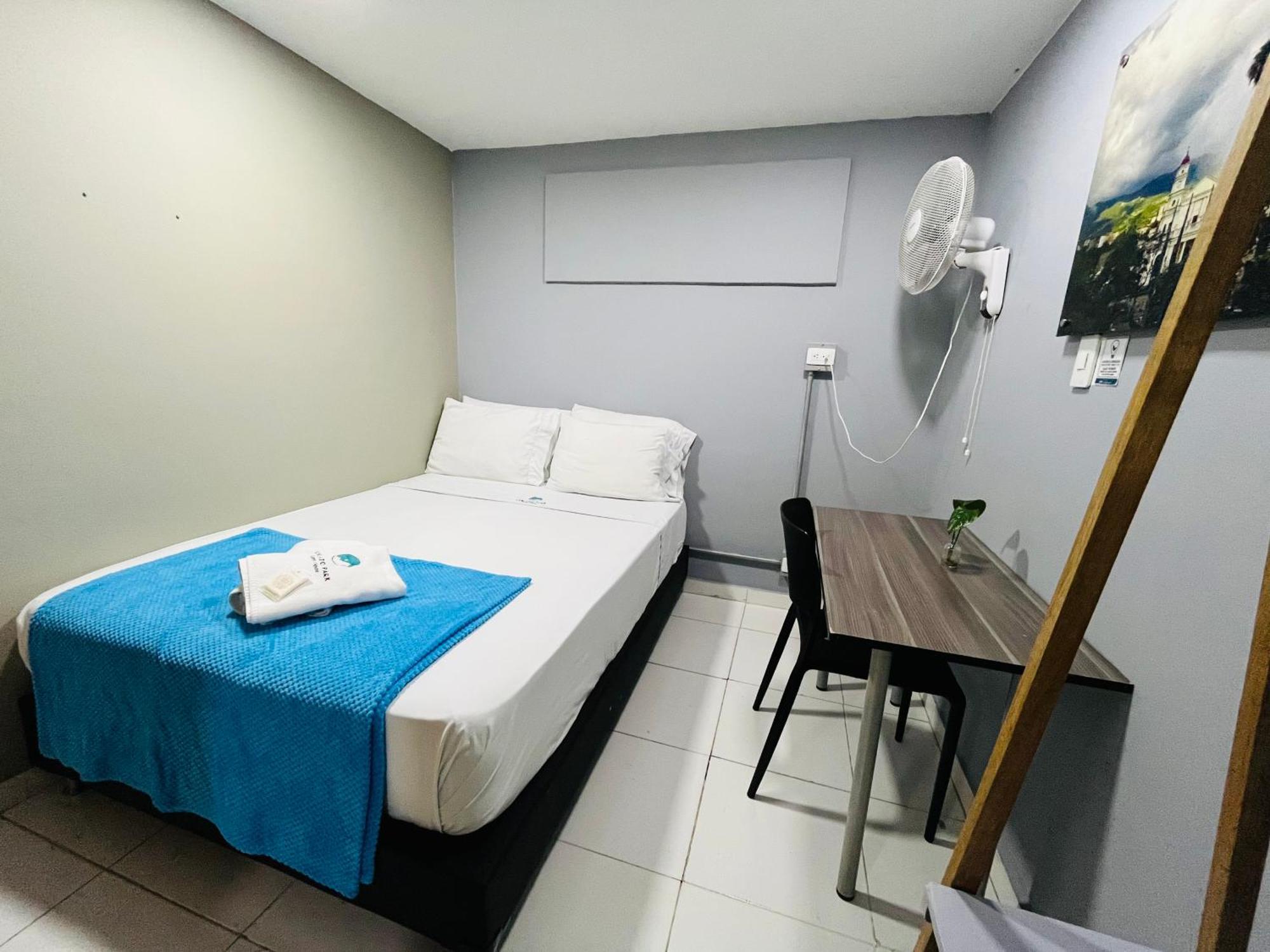 Poblado Park Guest House Medellin Ngoại thất bức ảnh