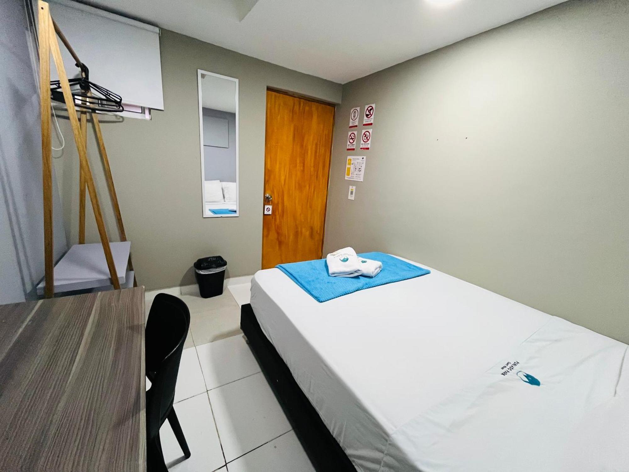 Poblado Park Guest House Medellin Ngoại thất bức ảnh
