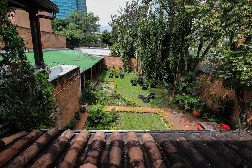 Poblado Park Guest House Medellin Ngoại thất bức ảnh